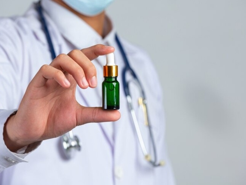 TRATAMENTO DA DOR CRÔNICA COM CANABIDIOL